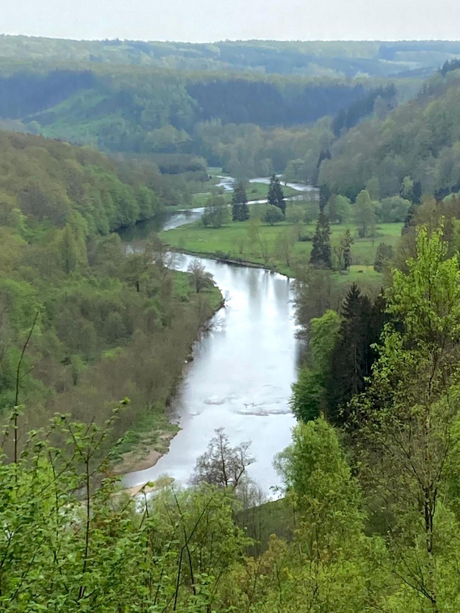 Le Vieux Pres Villa Bertrix Exteriör bild