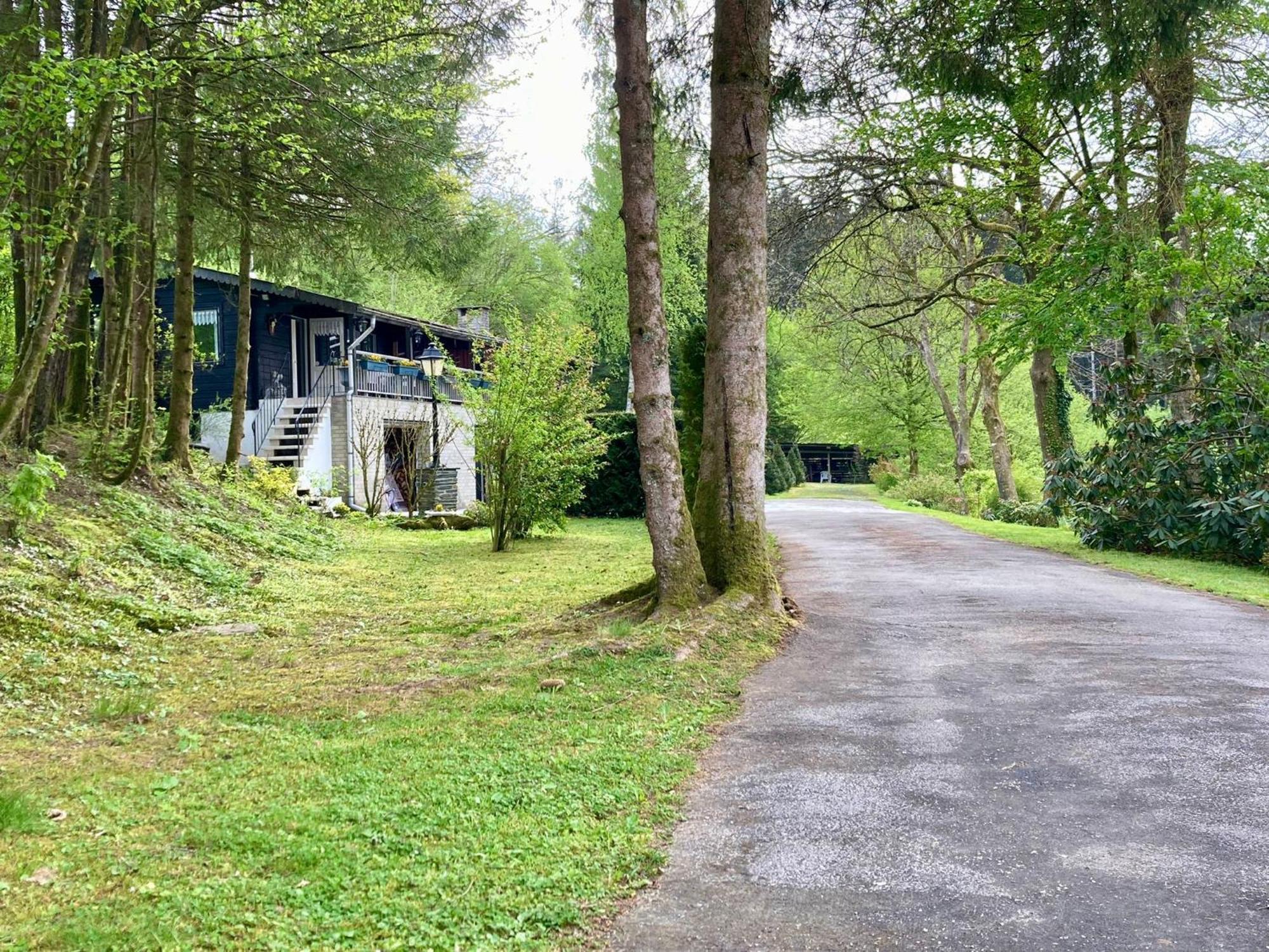 Le Vieux Pres Villa Bertrix Exteriör bild